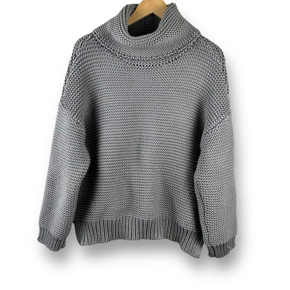Blushing Heart Women's S/M‎ Cowl Neck Pullover Sweater Gray Chunky Knit Neutral